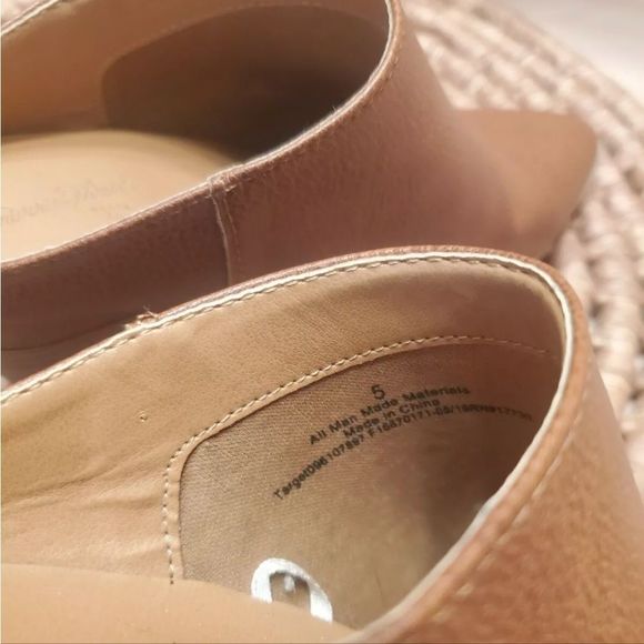 Universal Thread Women's Makana Faux Leather Block Heel Mule Brown Shoes Size 5 - Picture 5 of 6